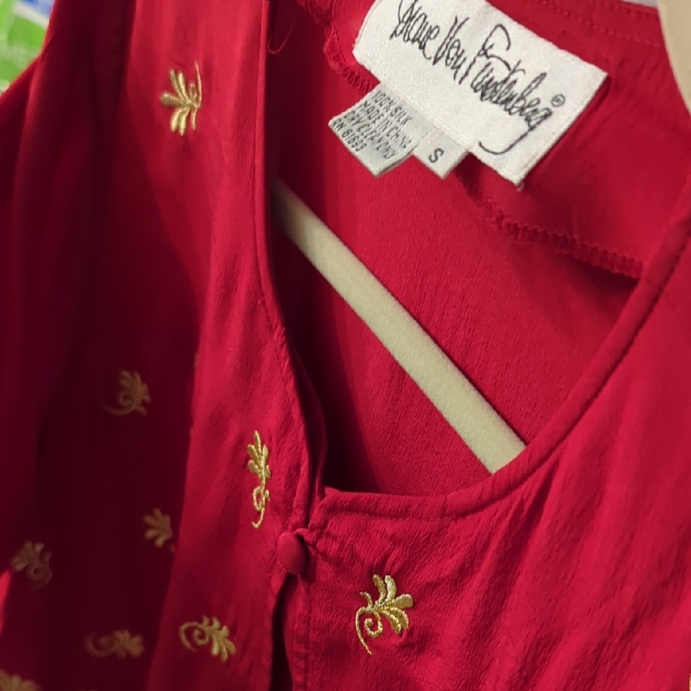 Vintage 80s Diane Von Furstenberg Red Blouse with Gold Embroidery - Picture 3 of 3